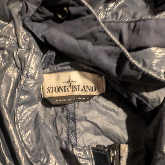 Stone Island Packable Rain Jacket - Blueish Gray Transparent - Stylish & Fun - Picture 8 of 9